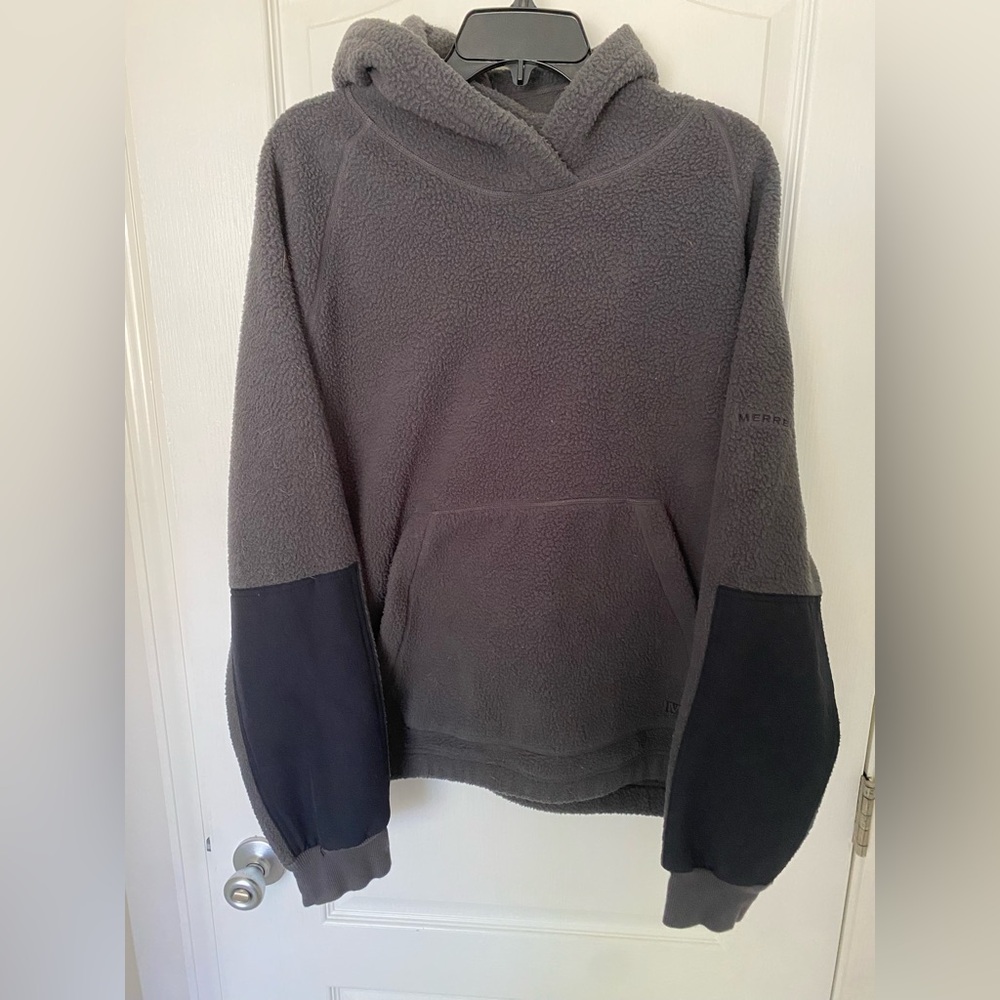 Merrell Grey Fleece Hoodie with Elbow Patch, Raglan Sleeve, Boxy Fit, Large